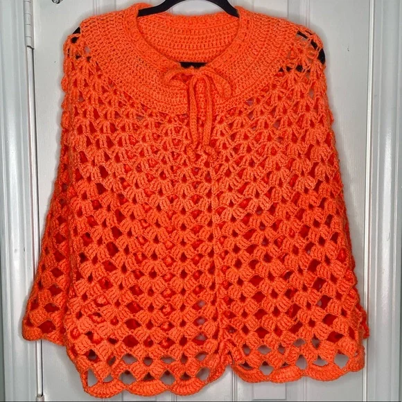 Vintage Hand Made Crochet Poncho Cape | One Size - Picture 1 of 4